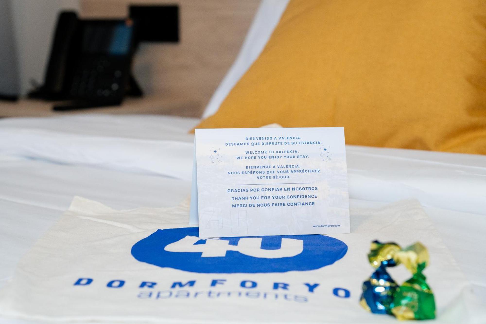 Dorm4You Arena 2 Валенсия Экстерьер фото